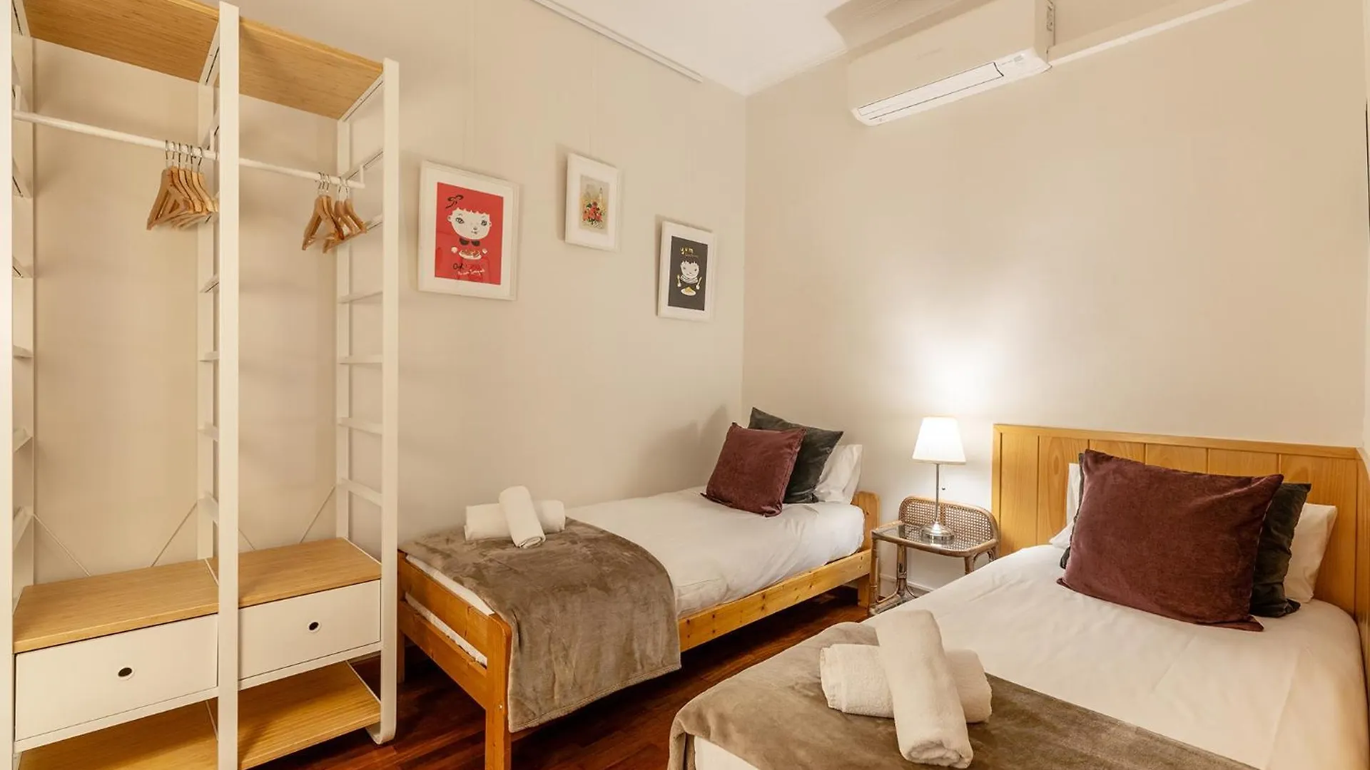 Large & Beautiful Apartment 4Min From Passeig De Gracia Barcelona